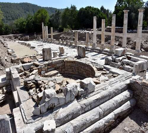 Muğla'da mermer silimi, cilalaması, parlatması, bakımı, onarımı, çizik gidermesi, temizliği, restorasyonu, yüzey ve zemin yenileme hizmeti vermekteyiz.
